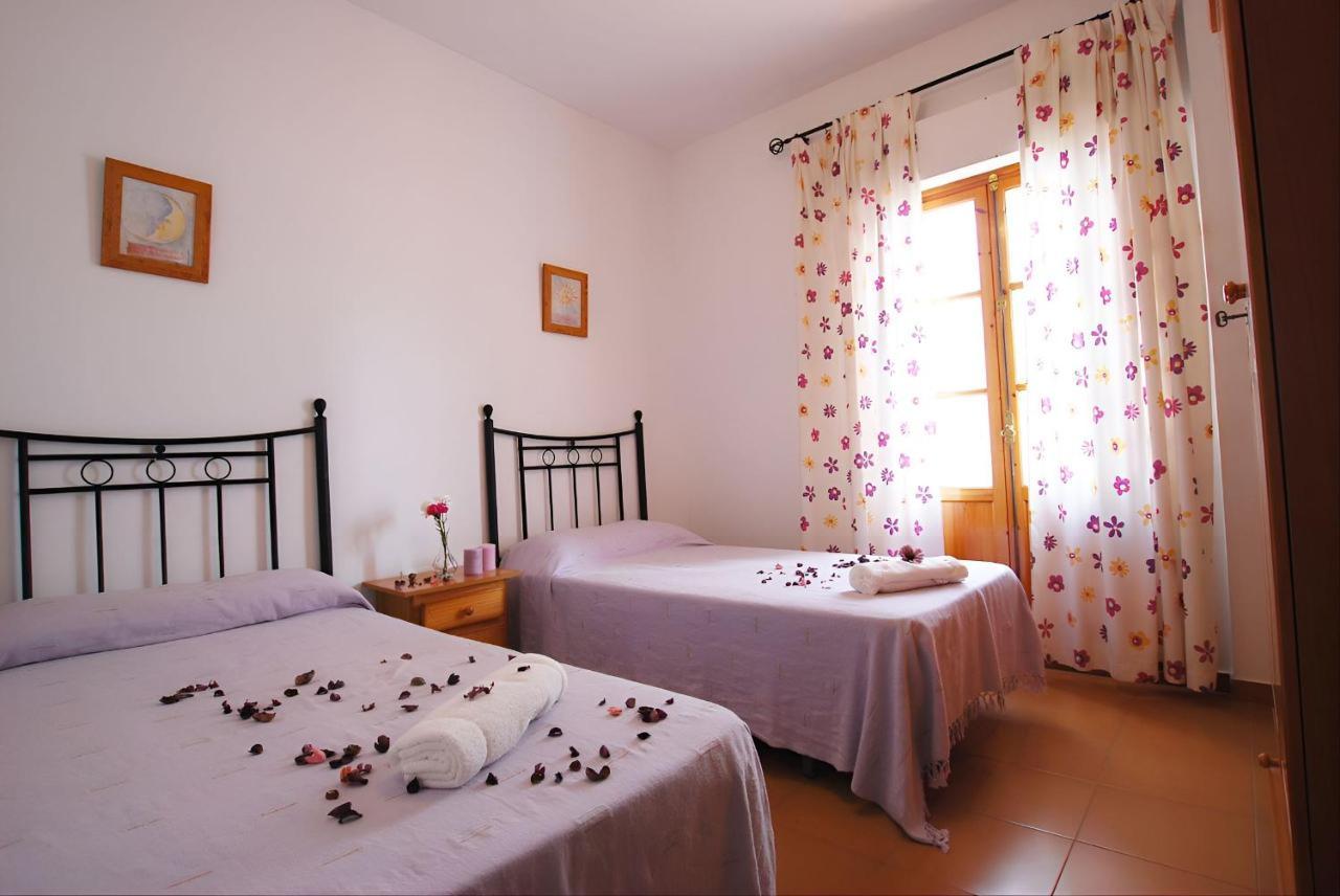 Apartamentos Garaje & Aire & Wifi & Solo Familias Y Parejas Conil De La Frontera Kültér fotó