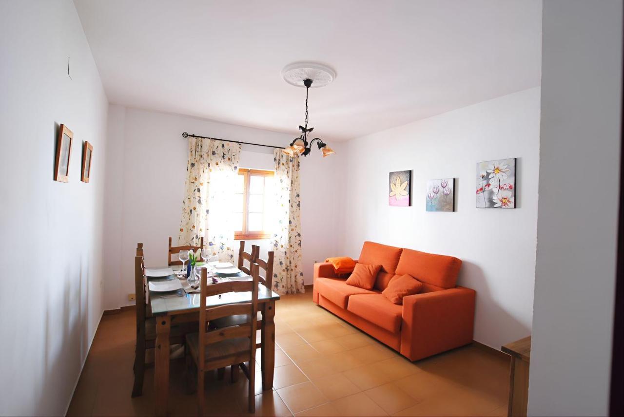 Apartamentos Garaje & Aire & Wifi & Solo Familias Y Parejas Conil De La Frontera Kültér fotó