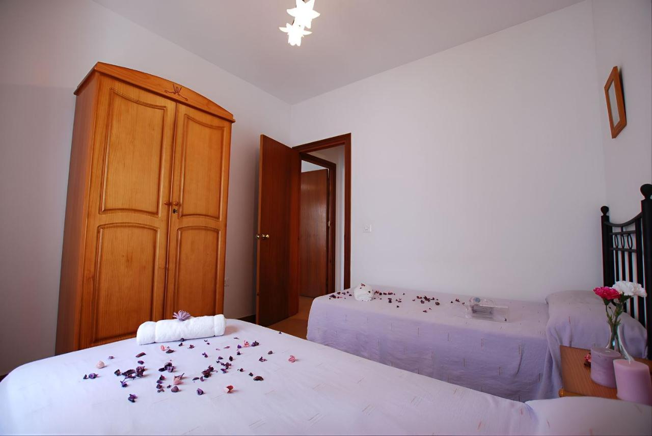 Apartamentos Garaje & Aire & Wifi & Solo Familias Y Parejas Conil De La Frontera Kültér fotó