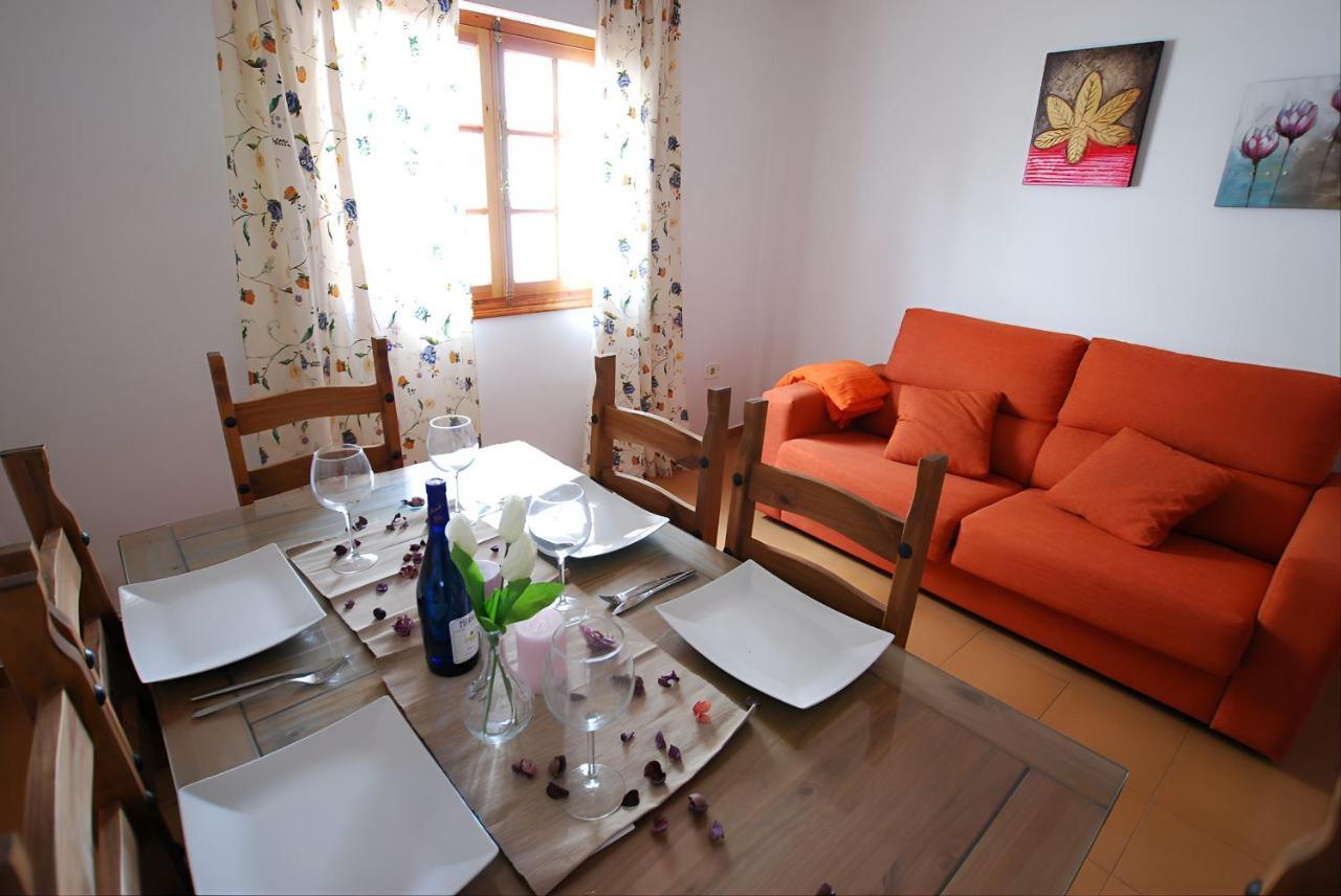 Apartamentos Garaje & Aire & Wifi & Solo Familias Y Parejas Conil De La Frontera Kültér fotó