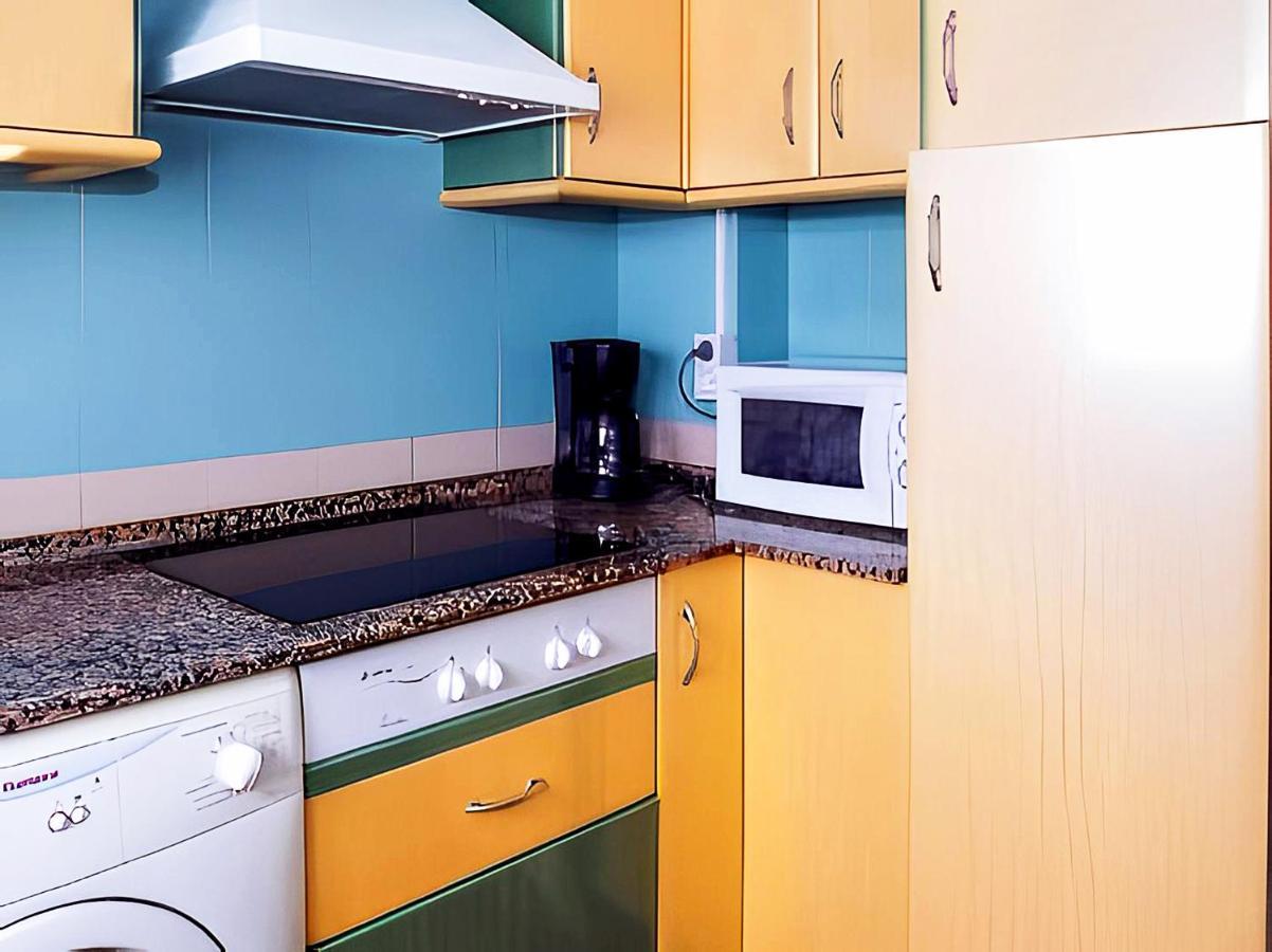 Apartamentos Garaje & Aire & Wifi & Solo Familias Y Parejas Conil De La Frontera Kültér fotó